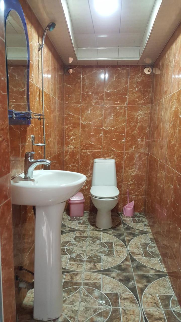 Linda Guest House Батуми Екстериор снимка